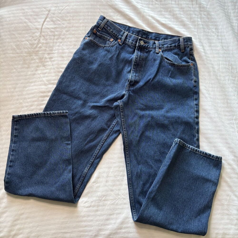 Vintage 2002 Levi’s 550 Relaxed Fit Jeans
